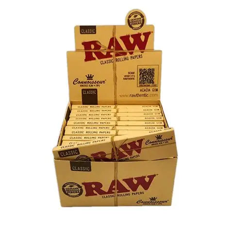 RAW Classic Connoisseur Kingsize + Tips  - Box of 24